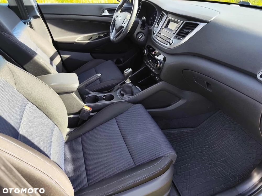 Hyundai Tucson 2.0 CRDI BlueDrive Comfort 2WD - 34