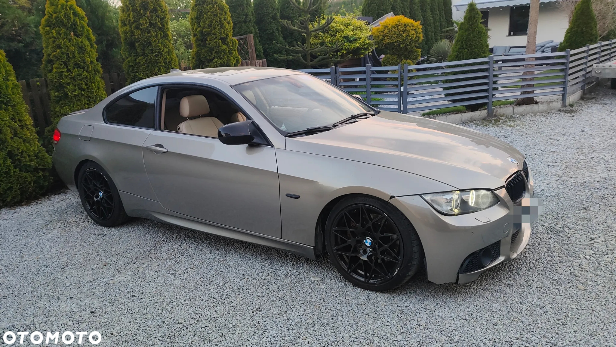 BMW Seria 3 330i xDrive Coupe - 10