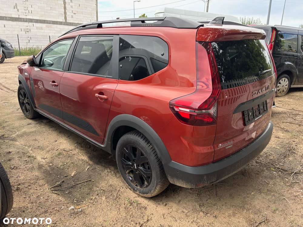 Dacia Jogger 1.6 Full Hybrid 140 Expression MMT 7os - 5