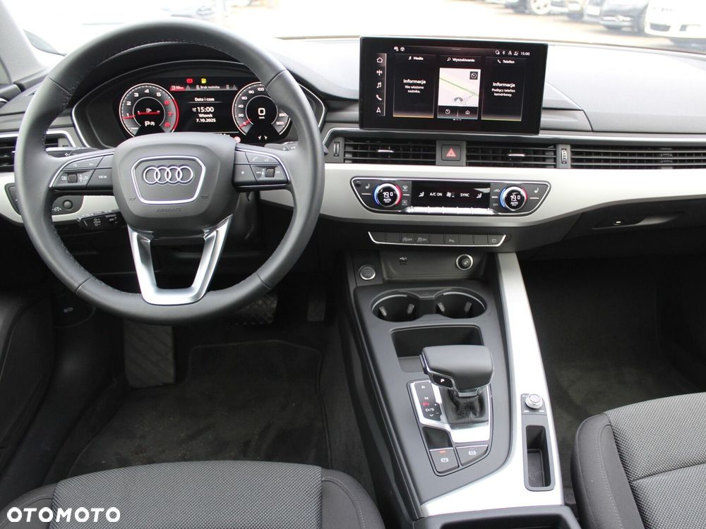 Audi A4 Limousine - 4