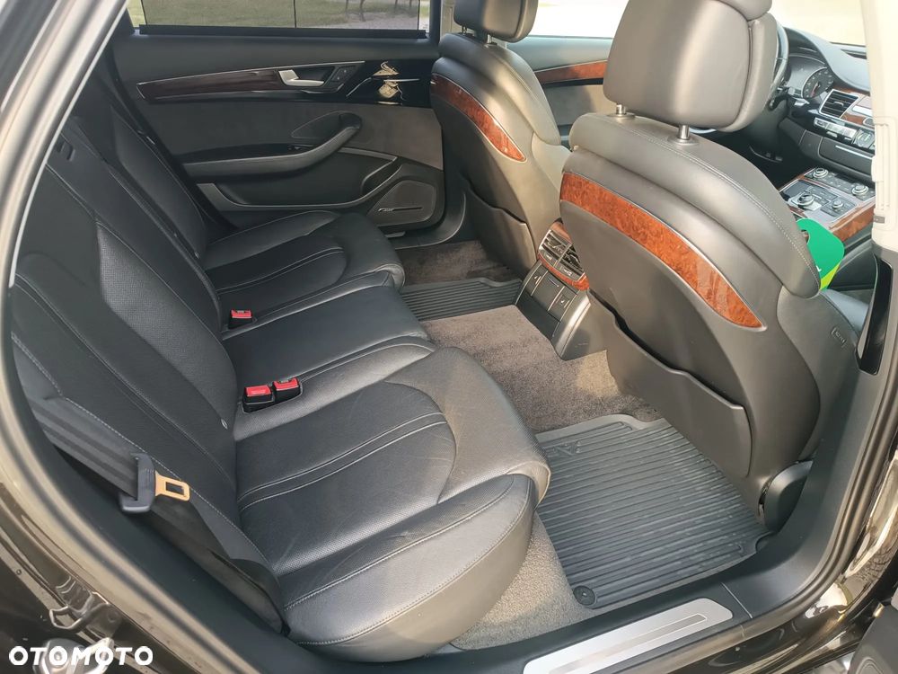Audi A8 4.2 FSI L Quattro - 28