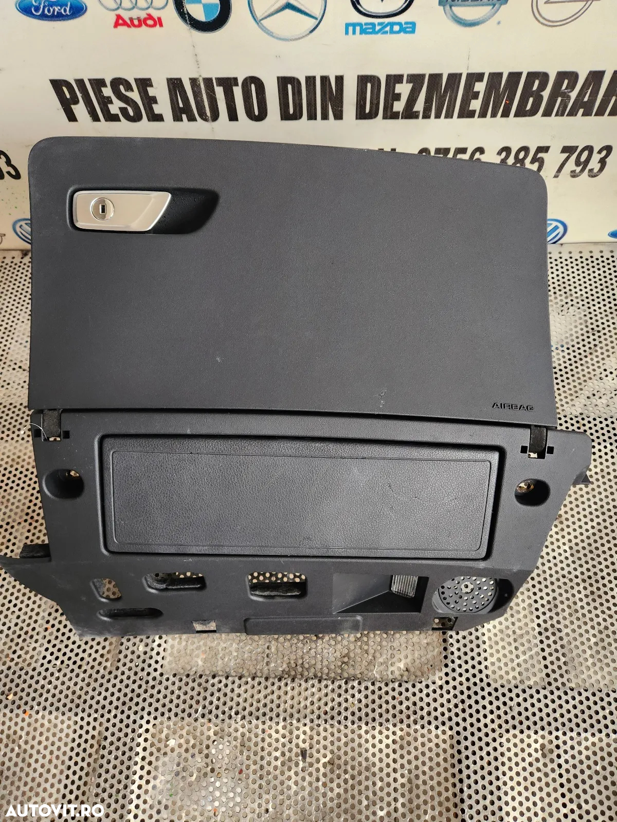 Torpedo Cutie Acte Cu Airbag Genunchi Audi TT 8S An 2014-2015-2016-2017-2018  Vo Stanga Europa - De - 2