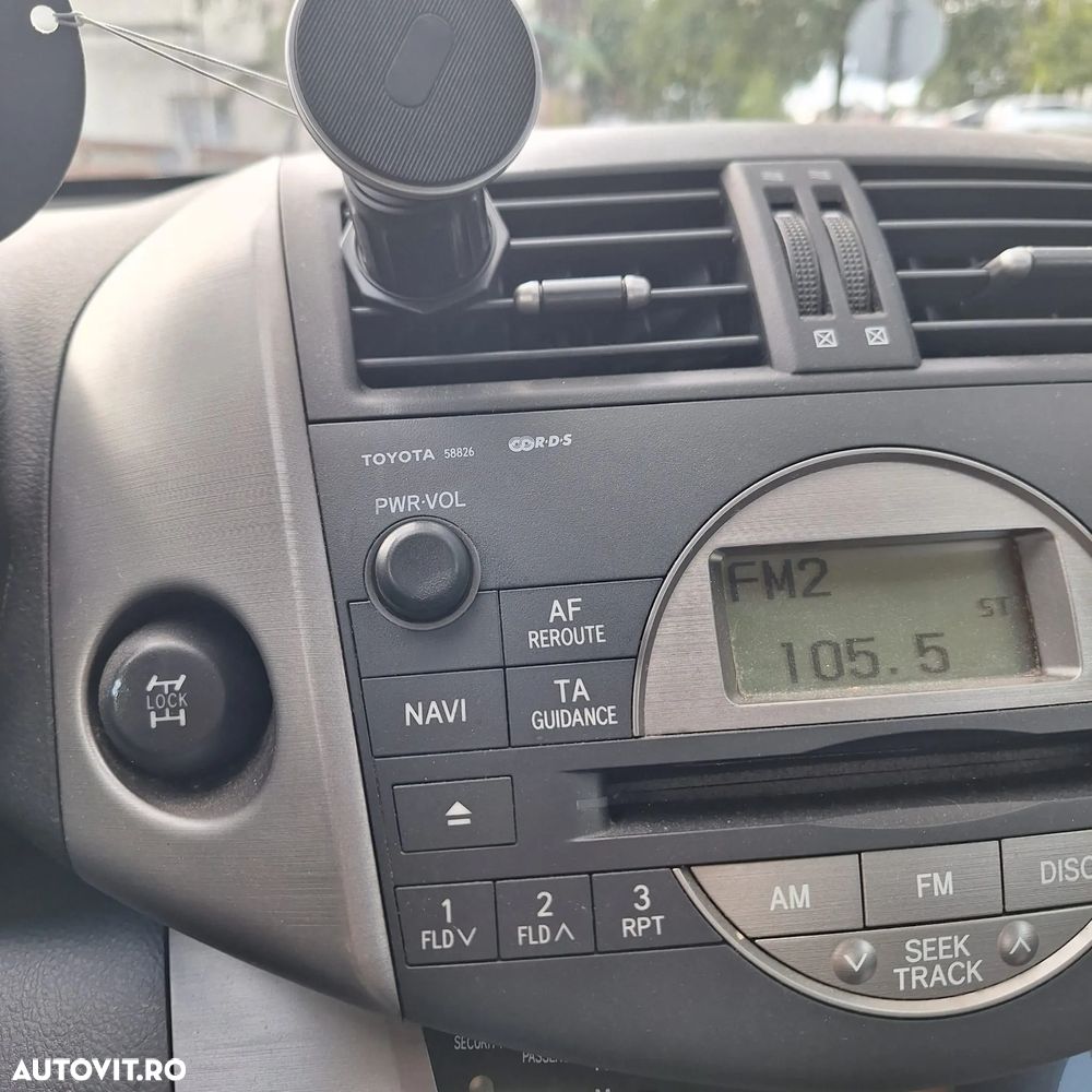 Toyota RAV4 2.2 D-4D 4x4 - 3