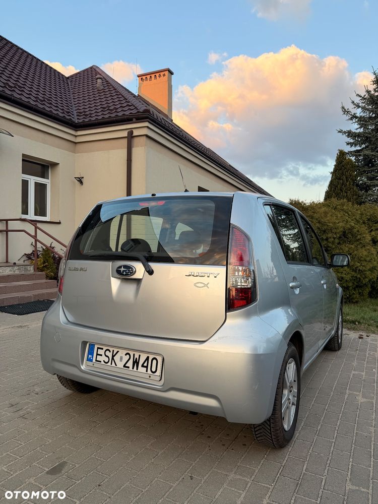 Subaru Justy - 2
