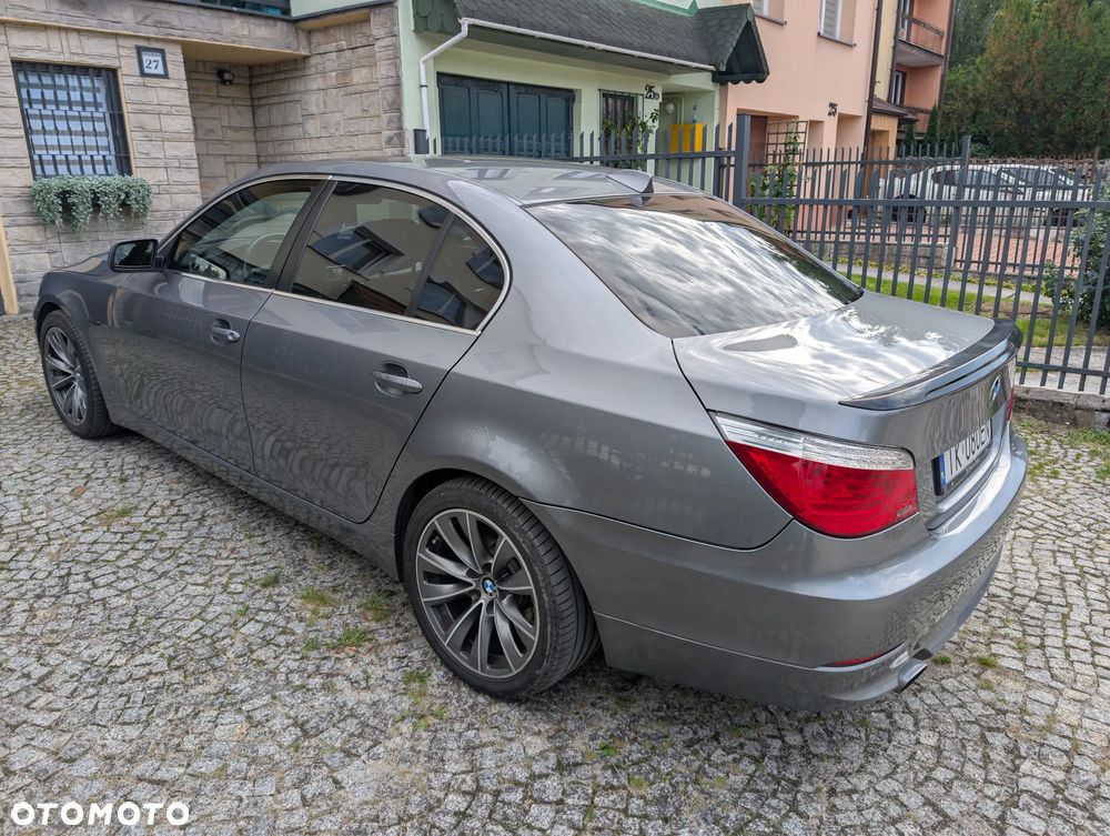 BMW Seria 5 520d - 4