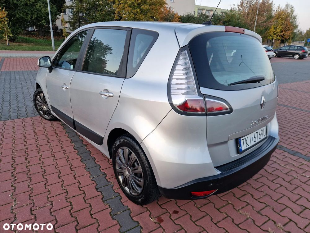 Renault Scenic - 25