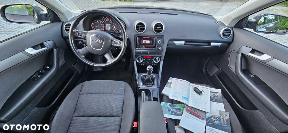 Audi A3 Sportback - 8