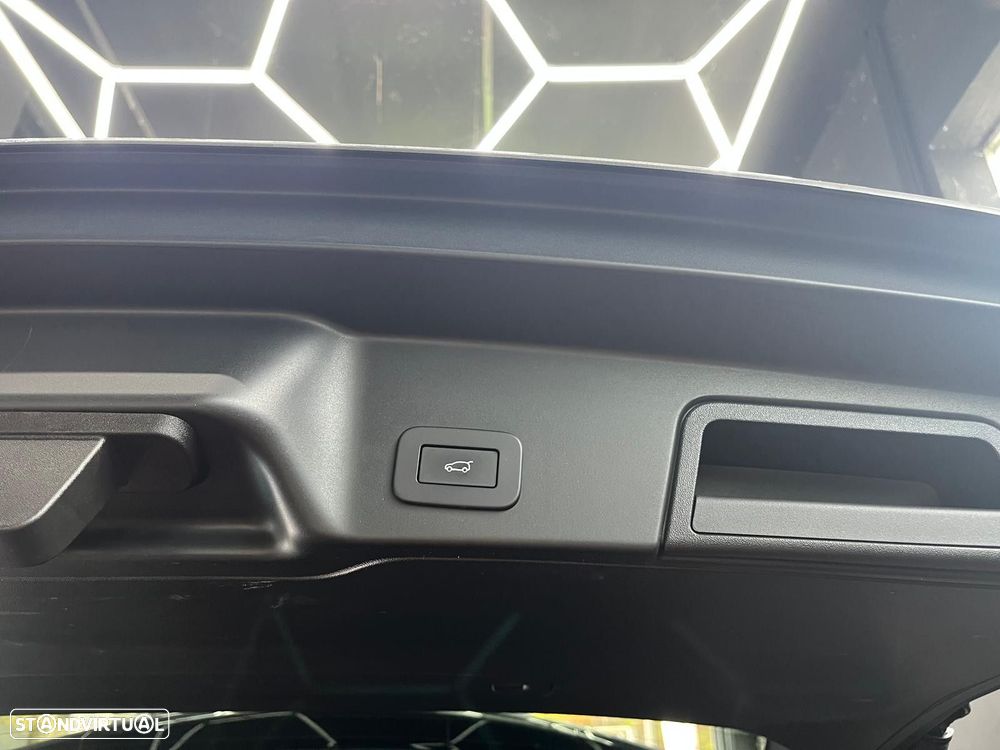 Land Rover Range Rover Evoque 1.5 P160 R-Dynamic SE Auto - 22