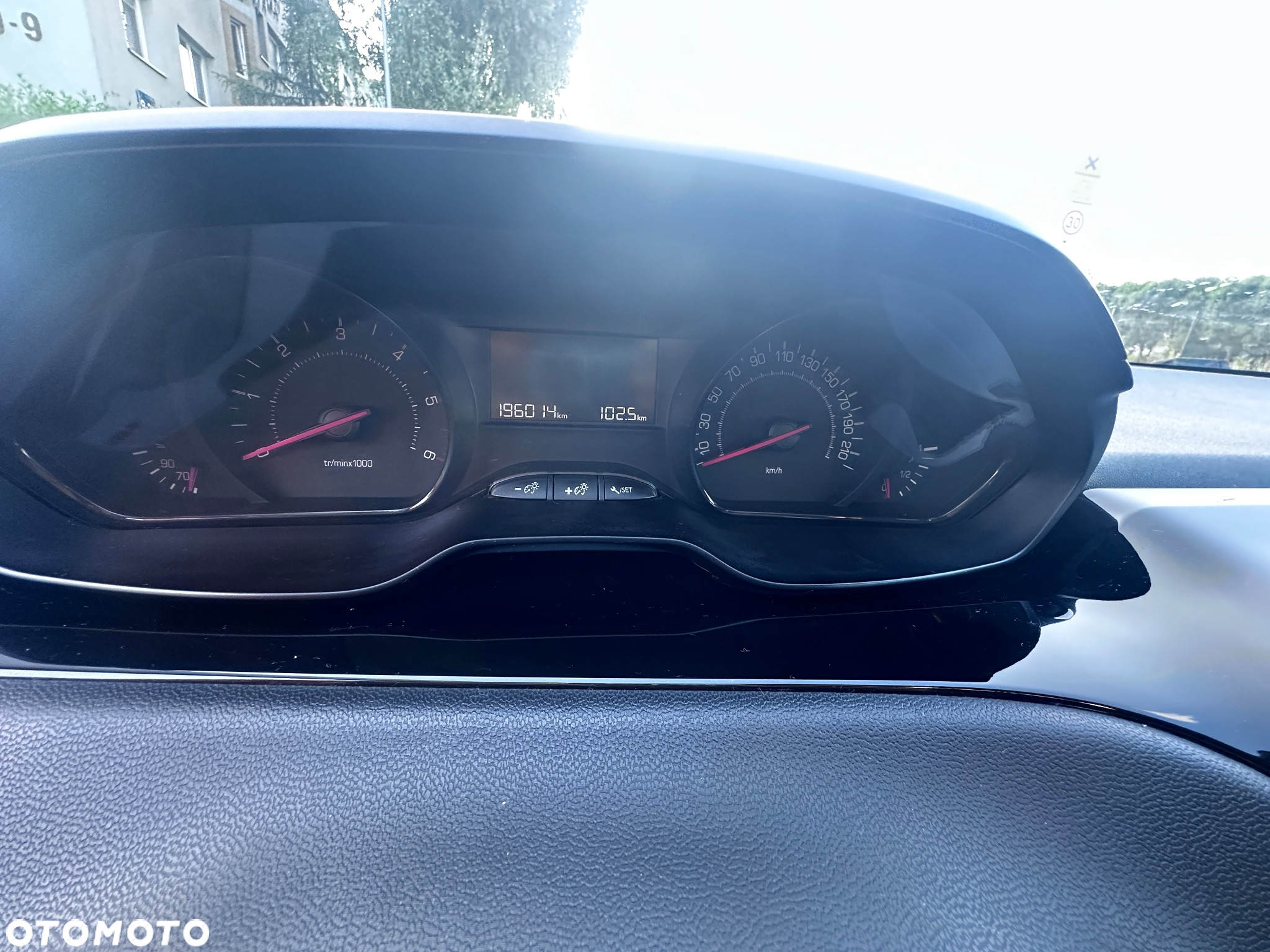 Peugeot 208 1.4 HDi Active Pack - 9