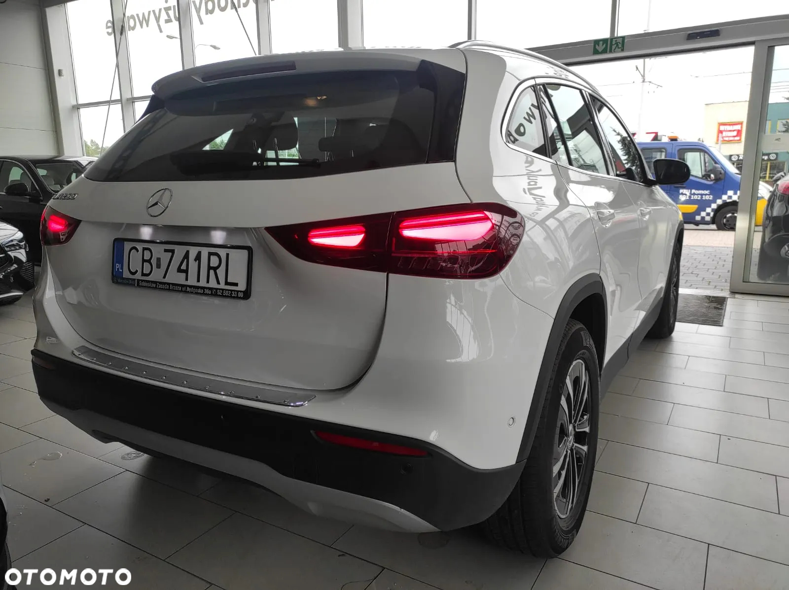 Mercedes-Benz GLA 200 Style - 4
