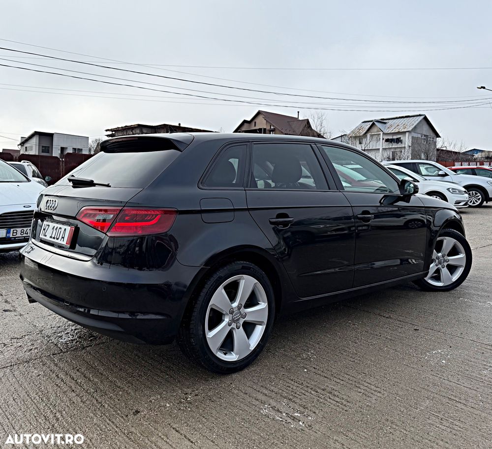 Audi A3 2.0 TDI ack S tronic design - 4