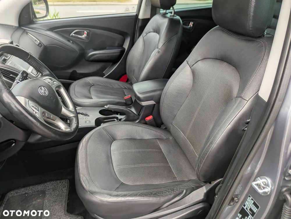 Hyundai ix35 2.0 CRDi 4WD Automatik Premium - 12