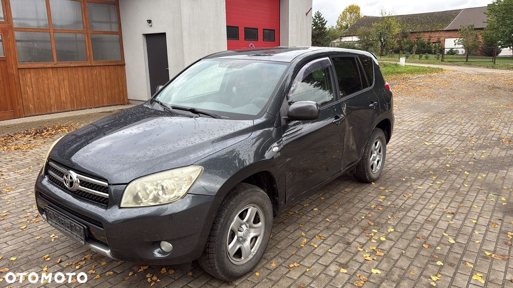 Toyota RAV4 2.2 D-4D 4x4 - 1