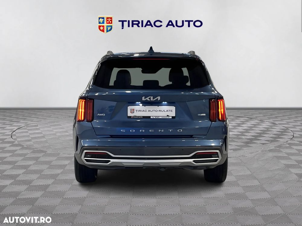 Kia Sorento - 4