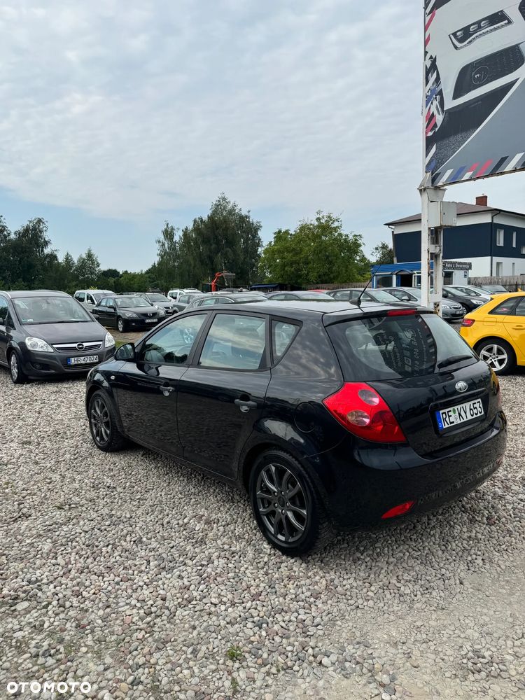 Kia Ceed 1.4 CVVT Attract - 4