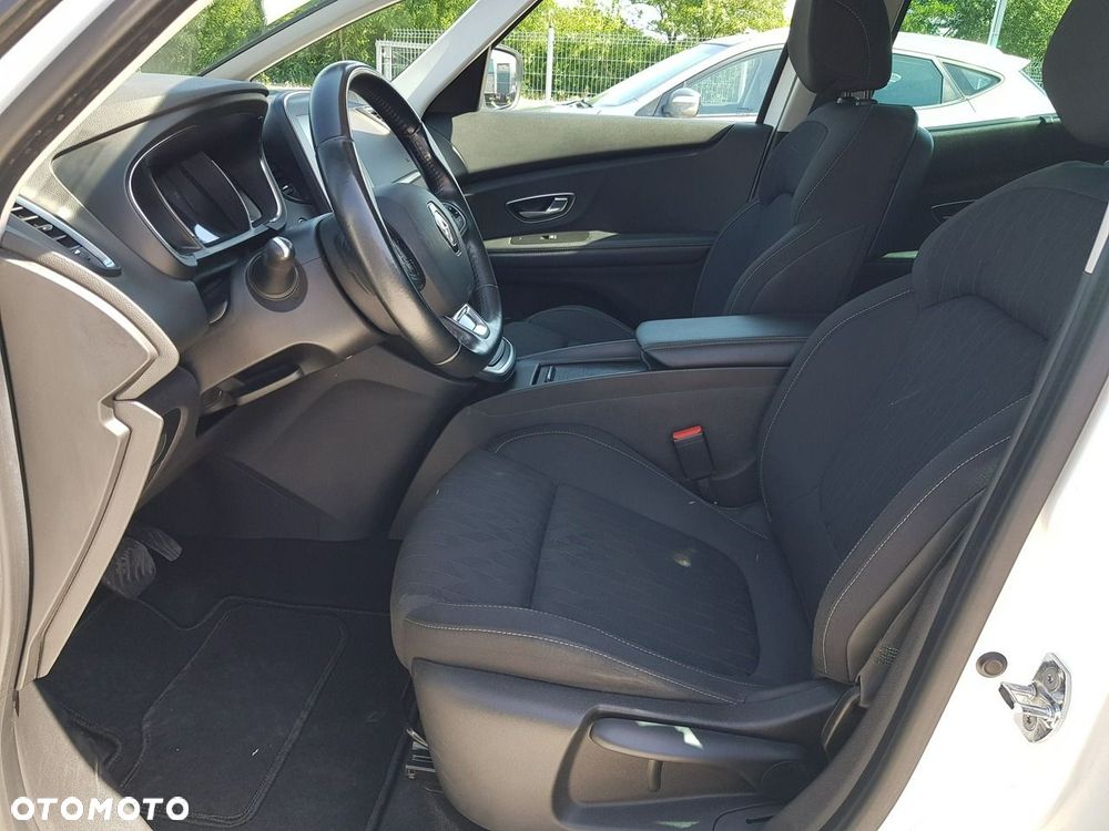 Renault Scenic - 9