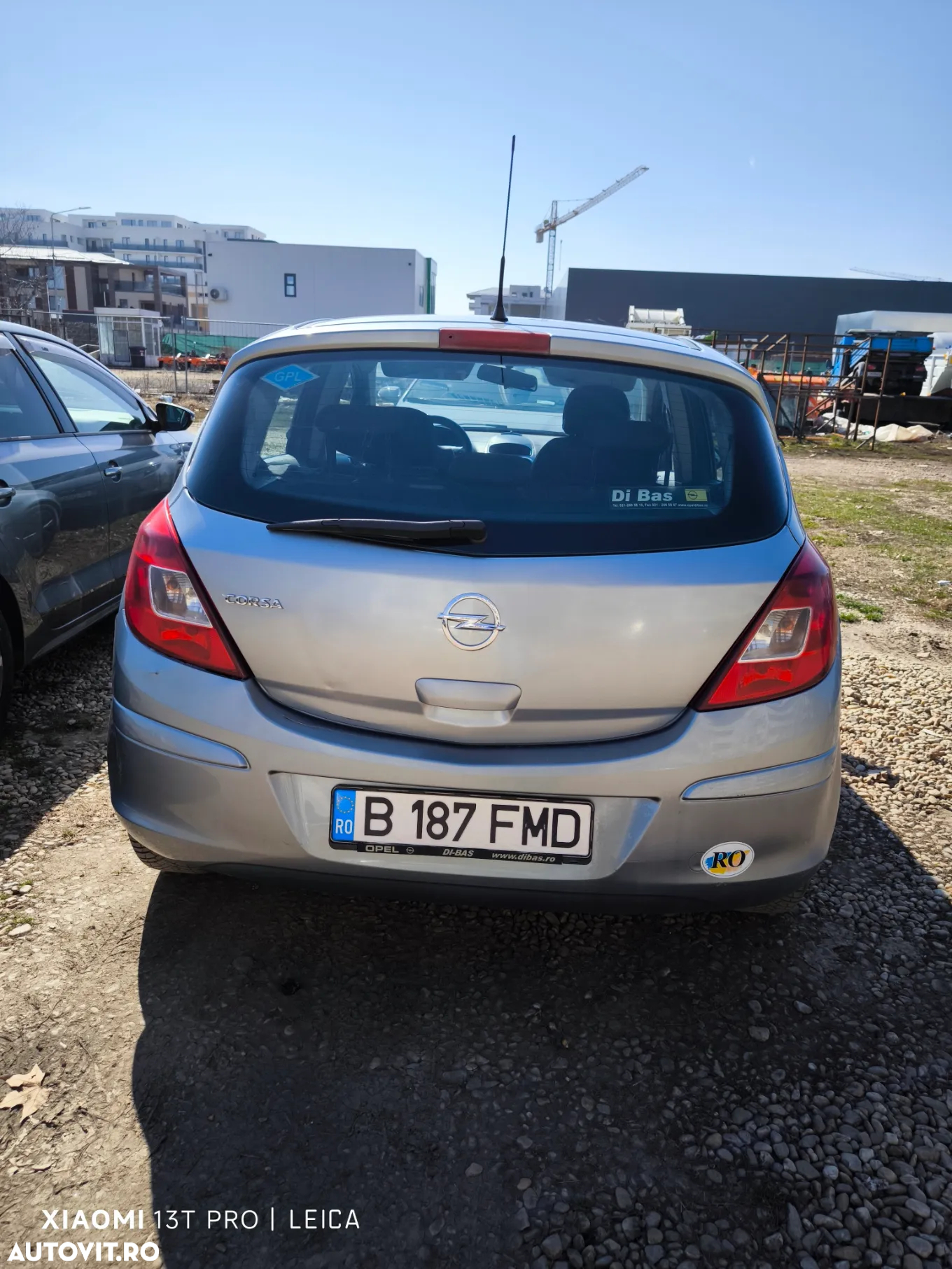 Opel Corsa 1.4 Cosmo - 4