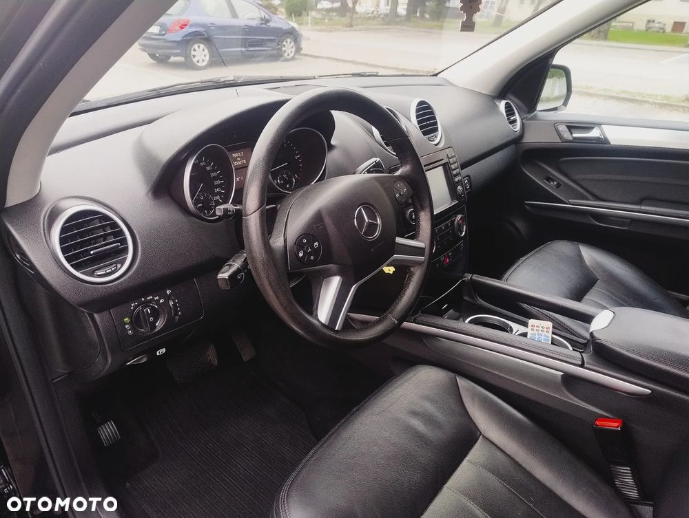 Mercedes-Benz ML 320 CDI 4Matic 7G-TRONIC - 11