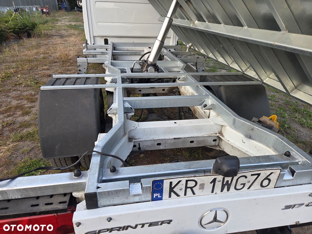 Mercedes-Benz Sprinter - 2