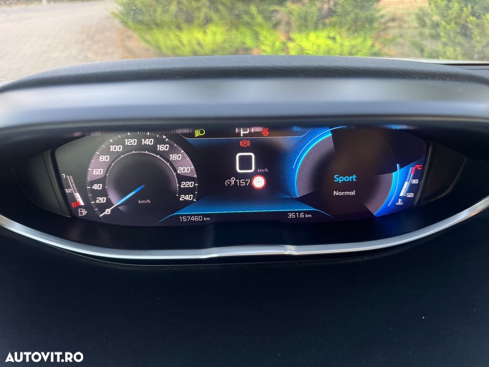 Peugeot 3008 1.5 BlueHDI 130 S&S EAT8 Allure - 38