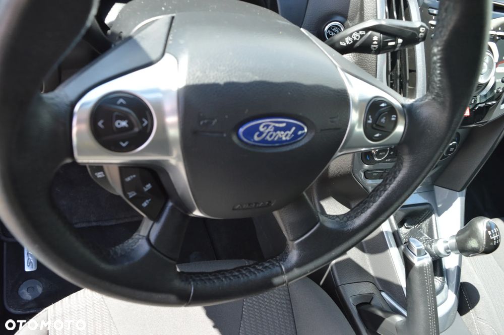 Ford Focus 1.6 TDCi Titanium ECOnetic - 17