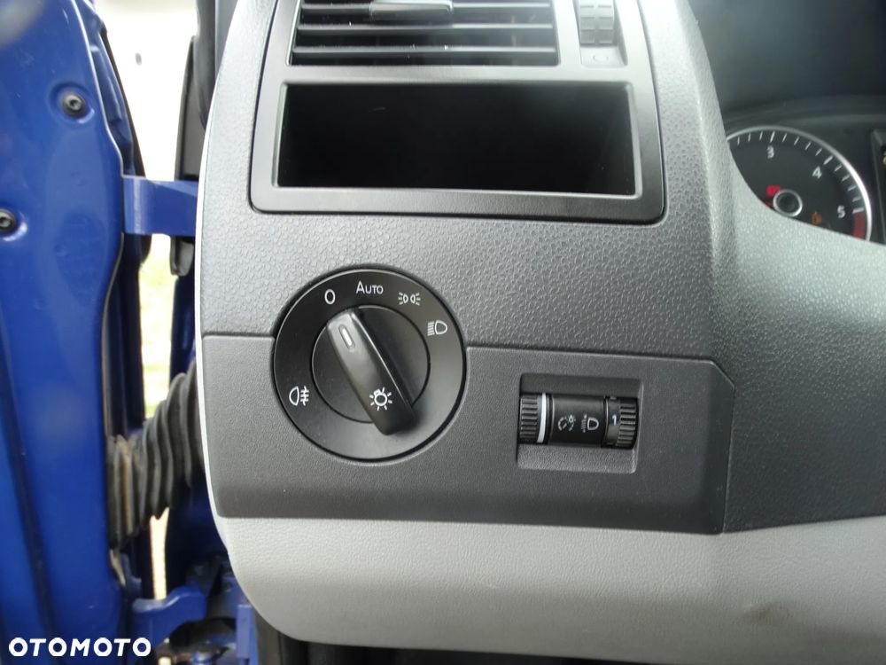 Volkswagen Transporter - 14