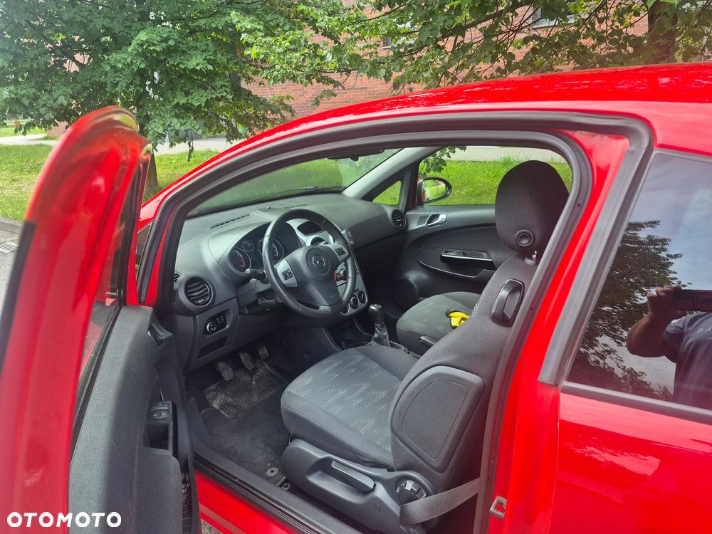 Opel Corsa 1.4 16V Active - 8