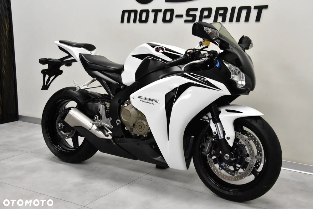 Honda CBR - 4