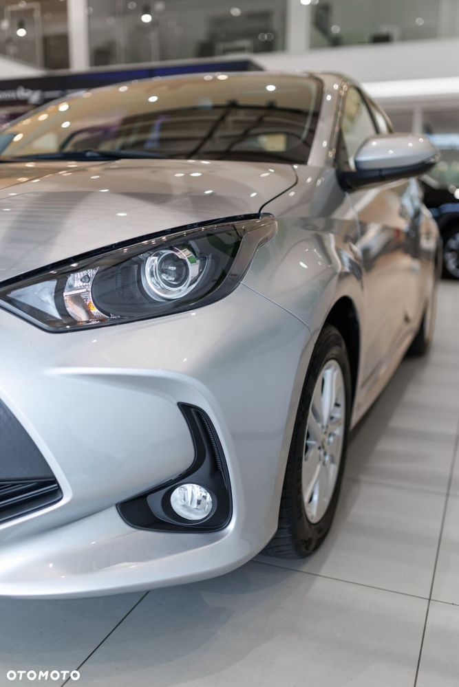 Toyota Yaris 1.5 Comfort - 11