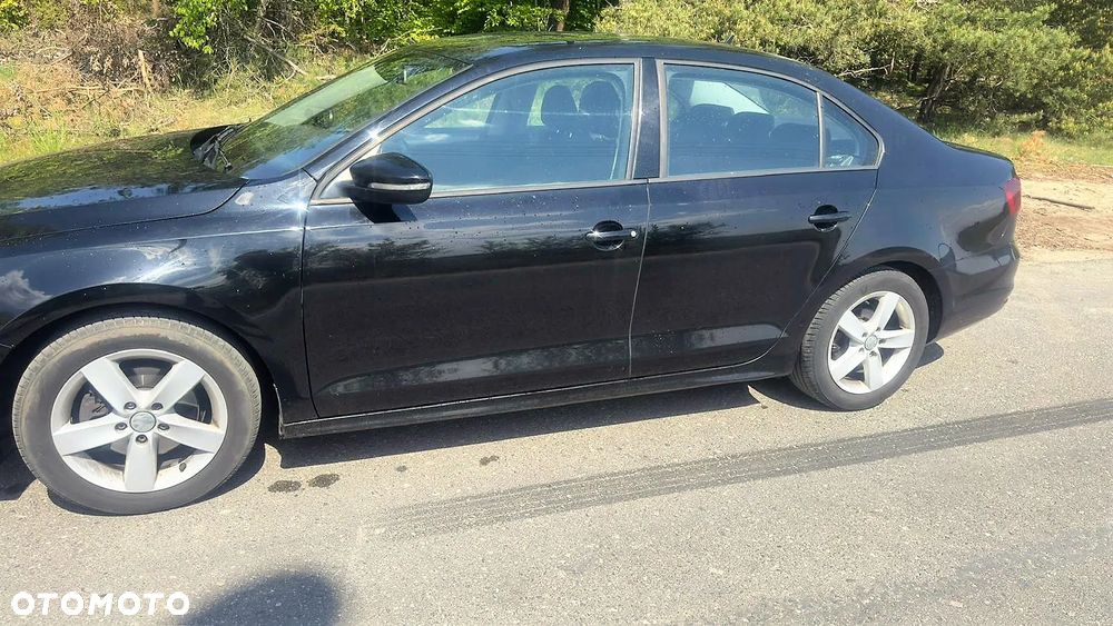 Volkswagen Jetta 1.2 TSI BMT Comfortline - 5