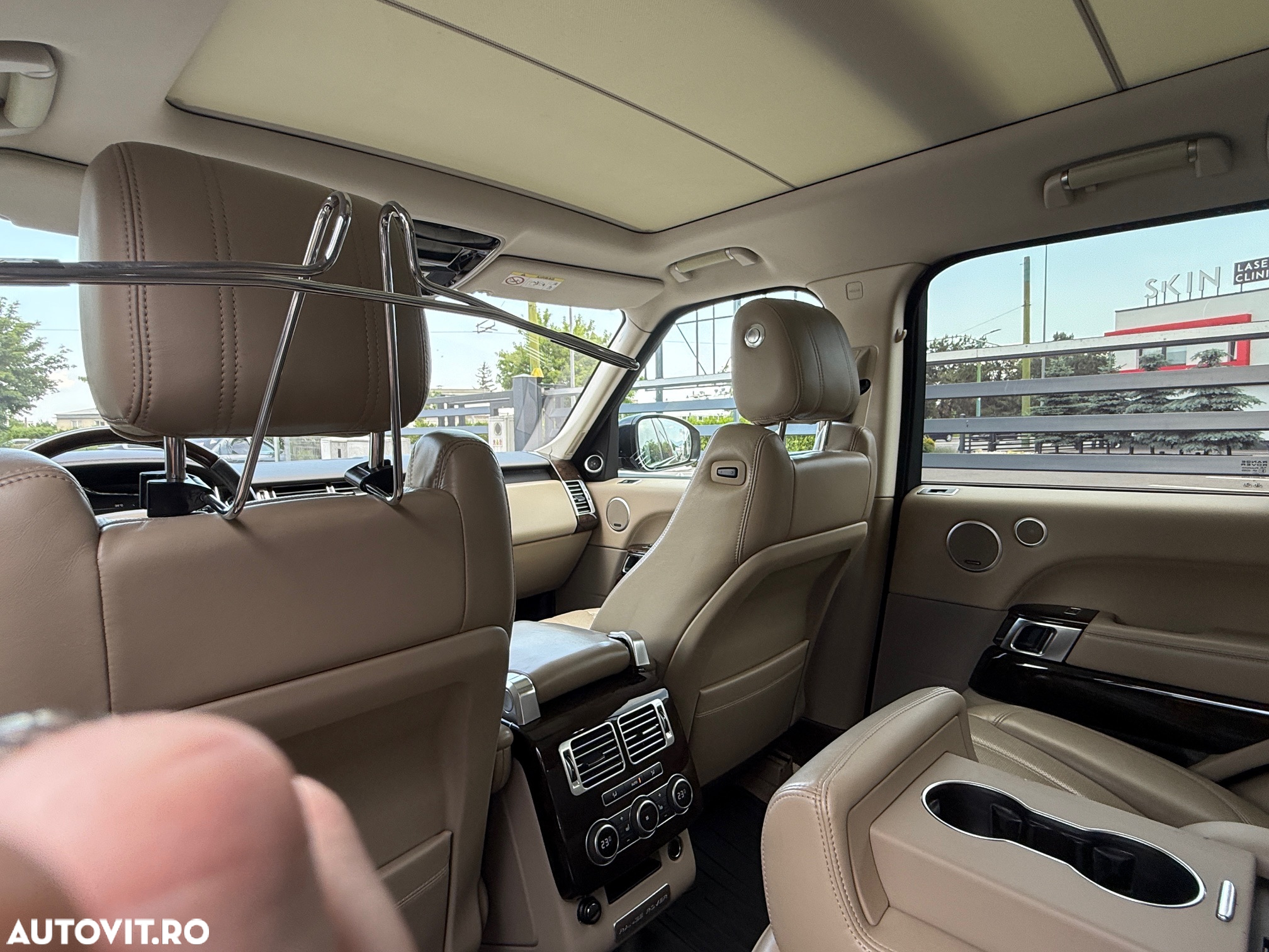 Land Rover Range Rover Vogue - 31
