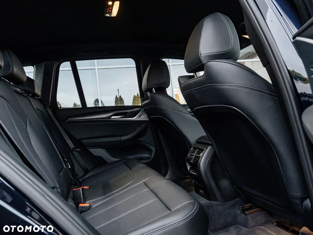 BMW X3 xDrive20d - 12