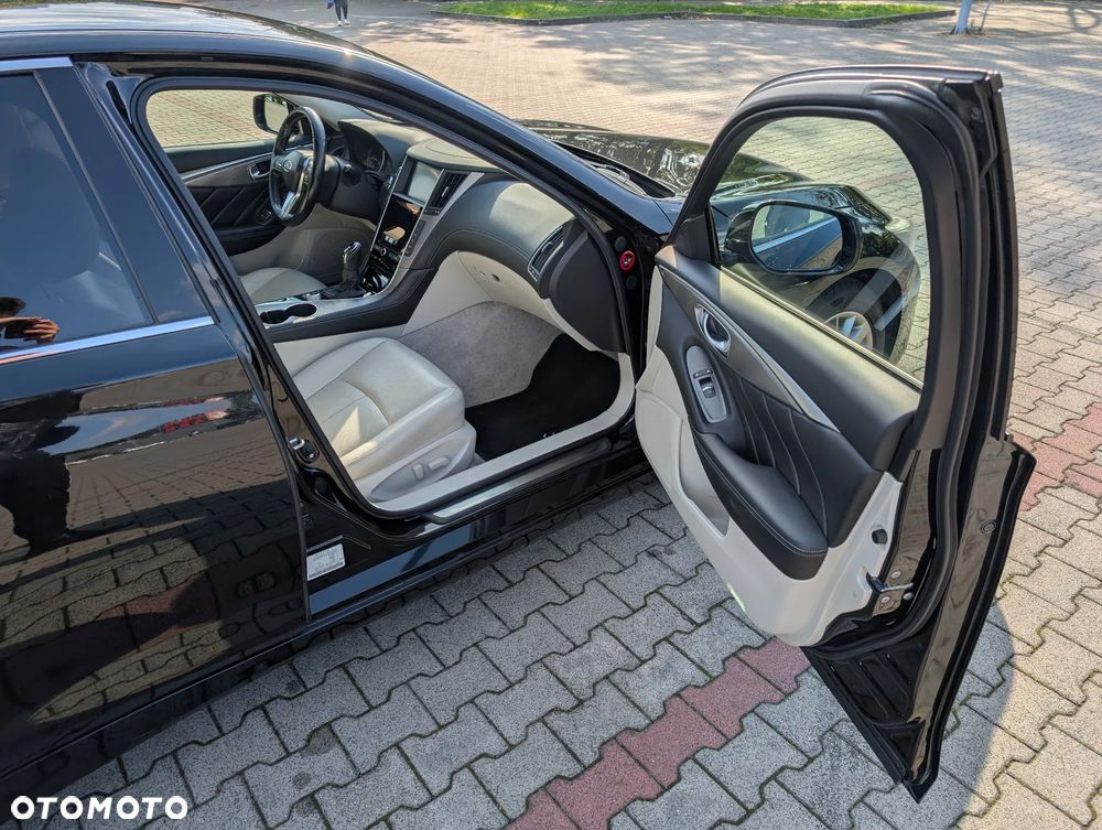 Infiniti Q50 2.0t Premium - 18