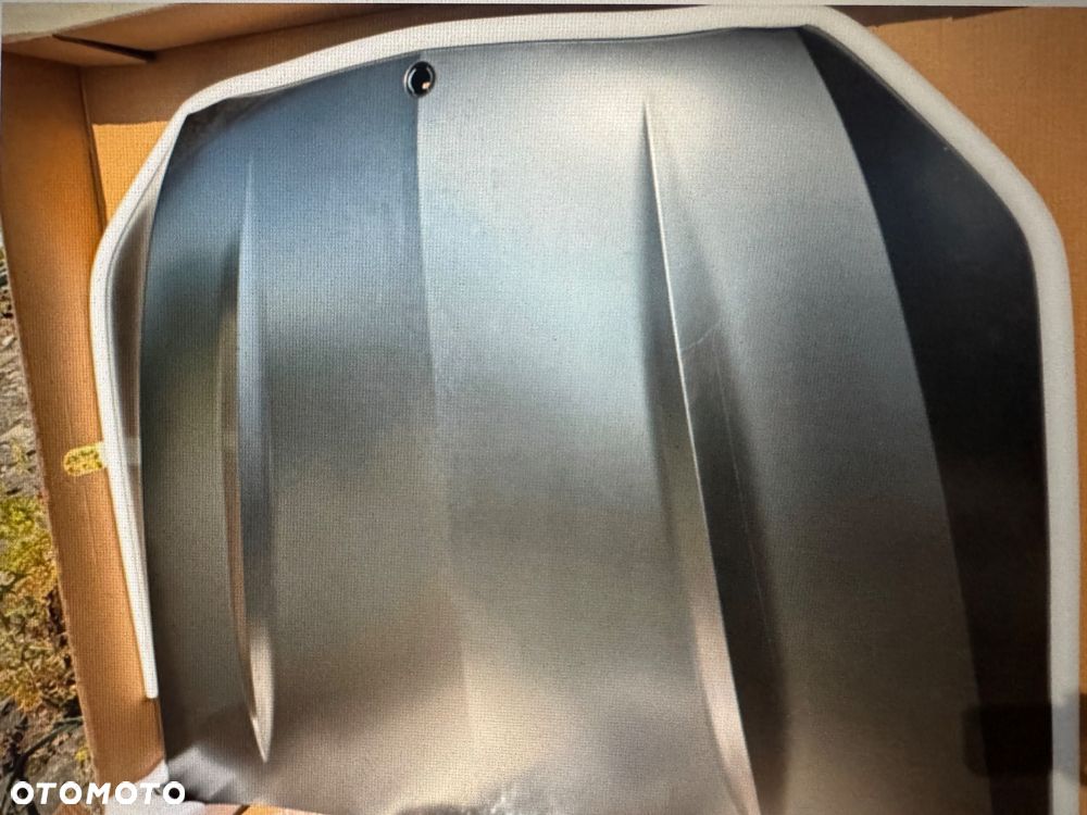 Mercedes C klasa w205 AMG maska przod - 2