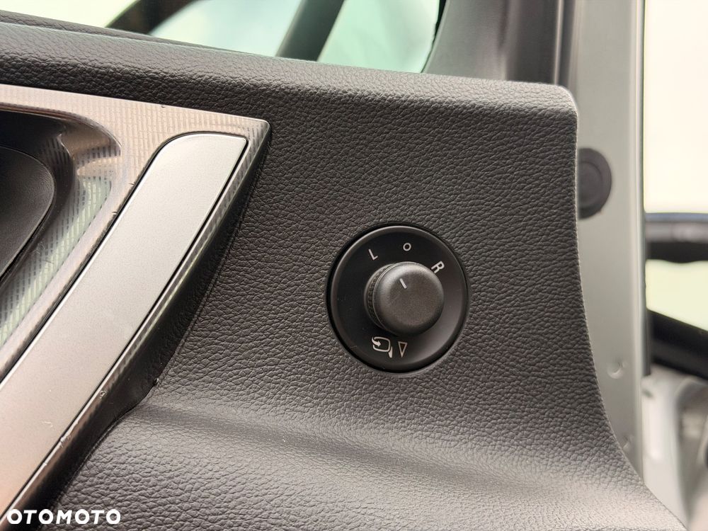 Opel Astra 2.0 CDTI DPF Innovation - 28