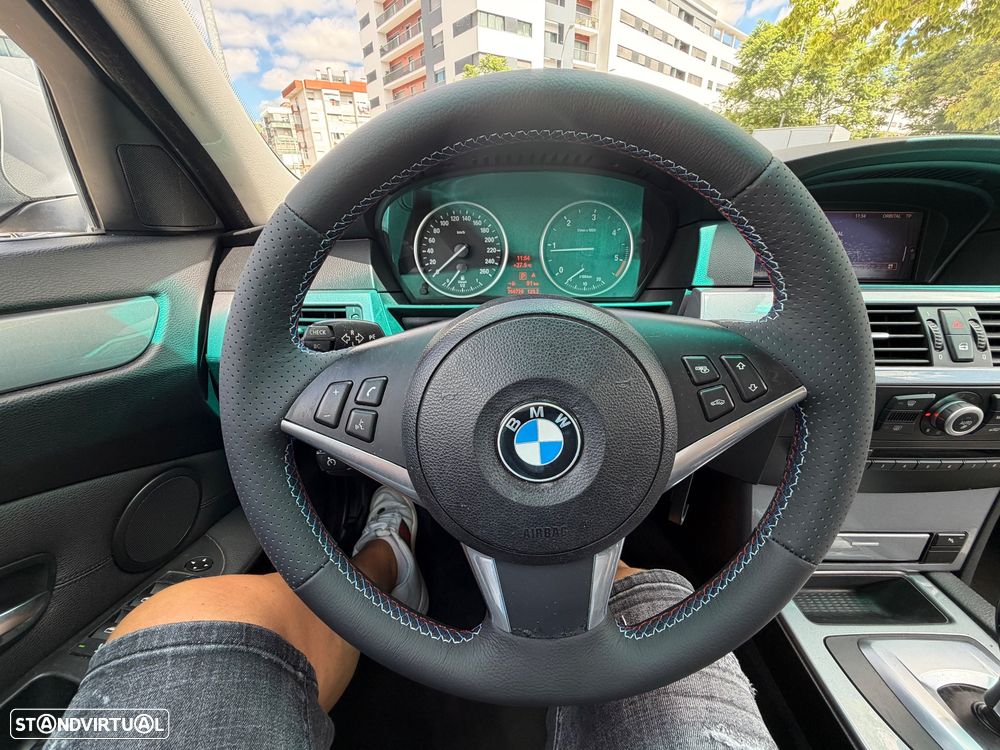 BMW 520 dA Executive - 32