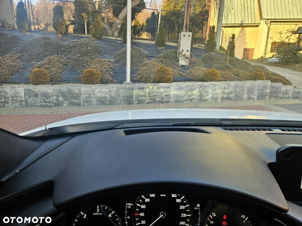 Mazda 3 SKYACTIV-D 1.8 SELECTION - 29