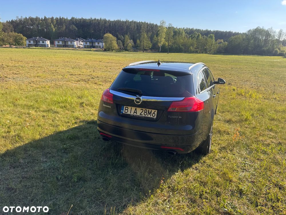 Opel Insignia 2.0 T Cosmo 4x4 - 9
