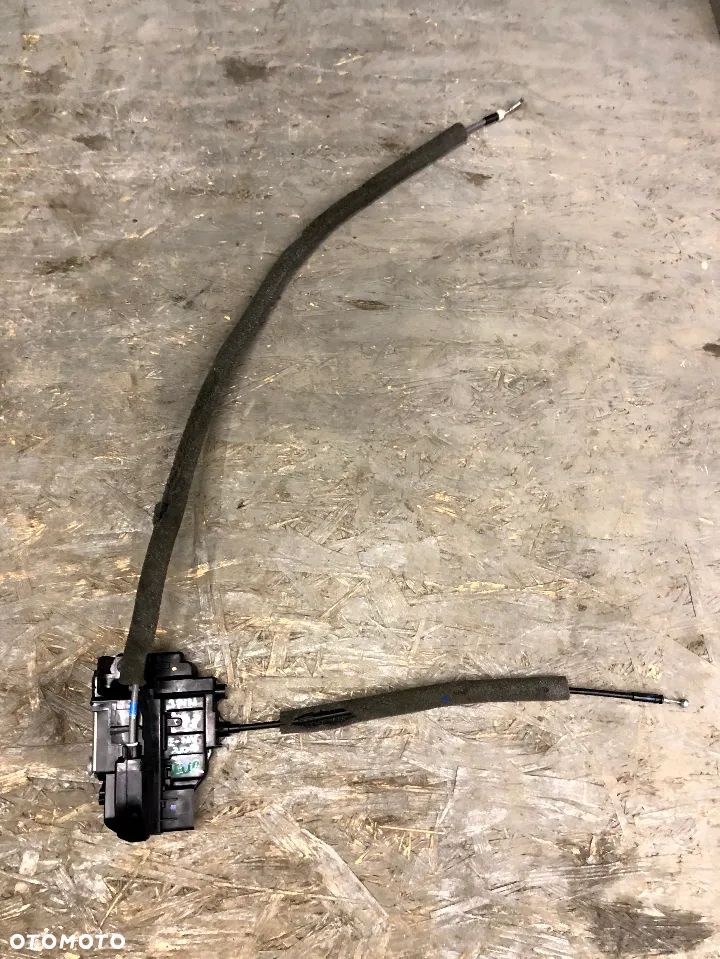 NISSAN E-NV200 NV200 ZAMEK DRZWI PRAWY PRZÓD PRZEDNI 3 PIN EUROPA FREEHAND