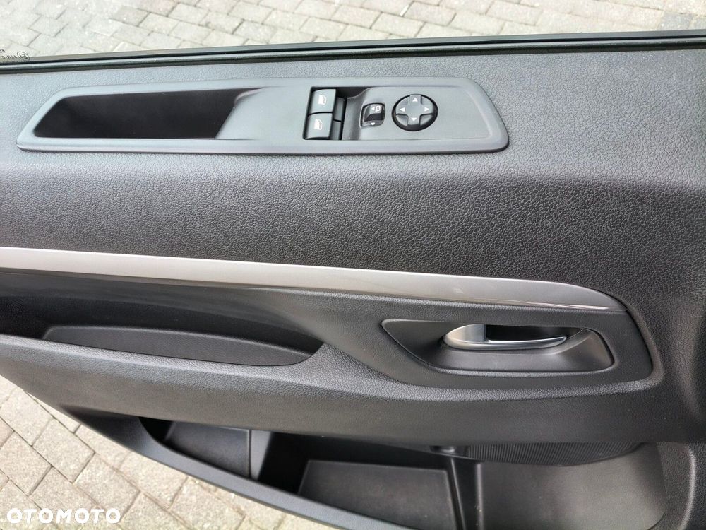 Opel Zafira 2.0 Diesel XL Business - 38