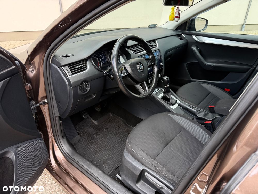 Skoda Octavia 1.6 TDI Business - 5