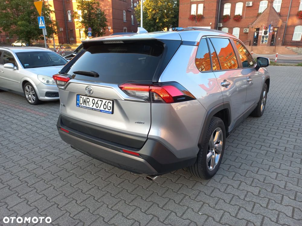 Toyota RAV4 - 3