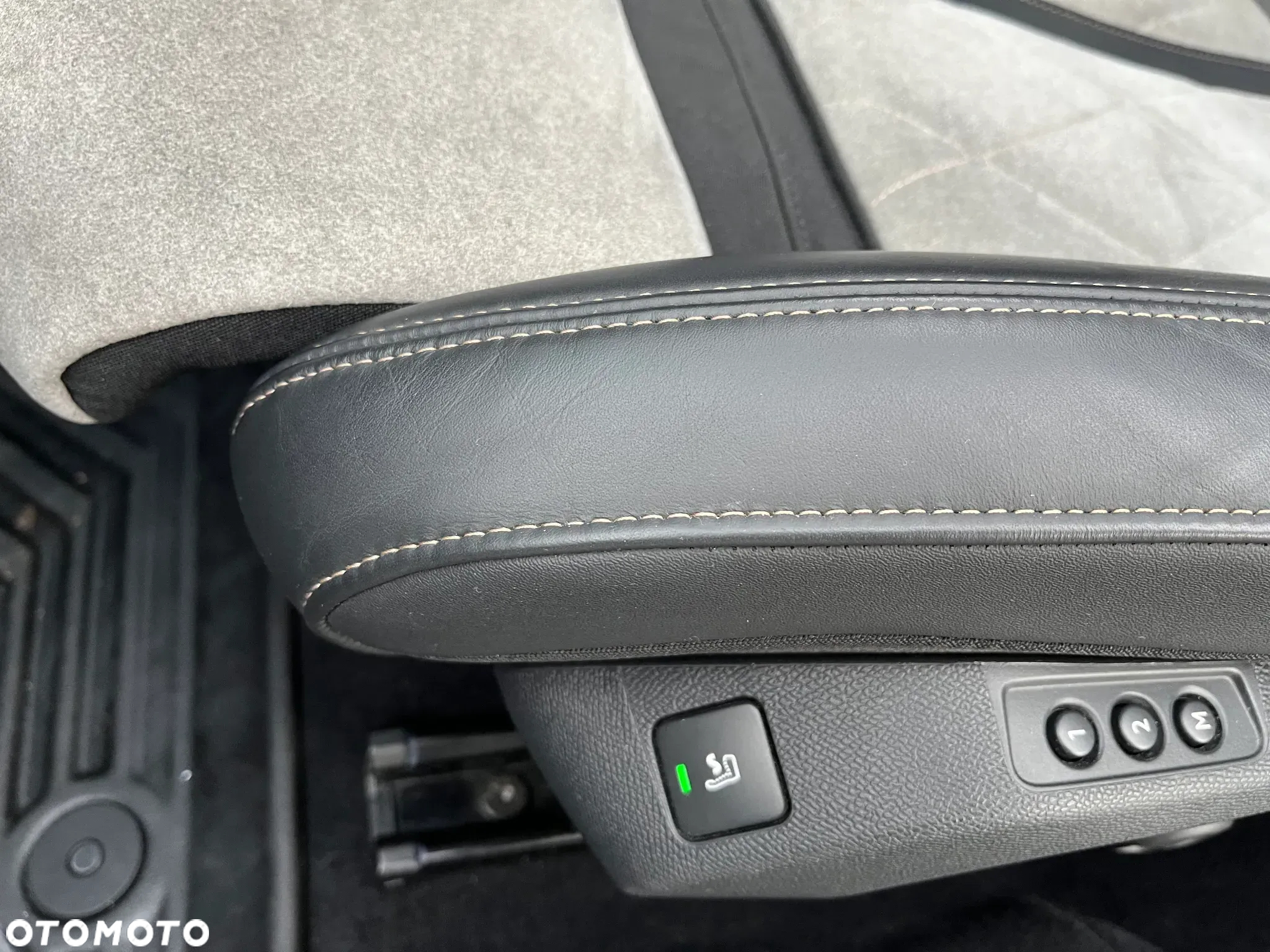 Peugeot 508 SW Plug-In Hybrid 225 e-EAT8 GT - 21