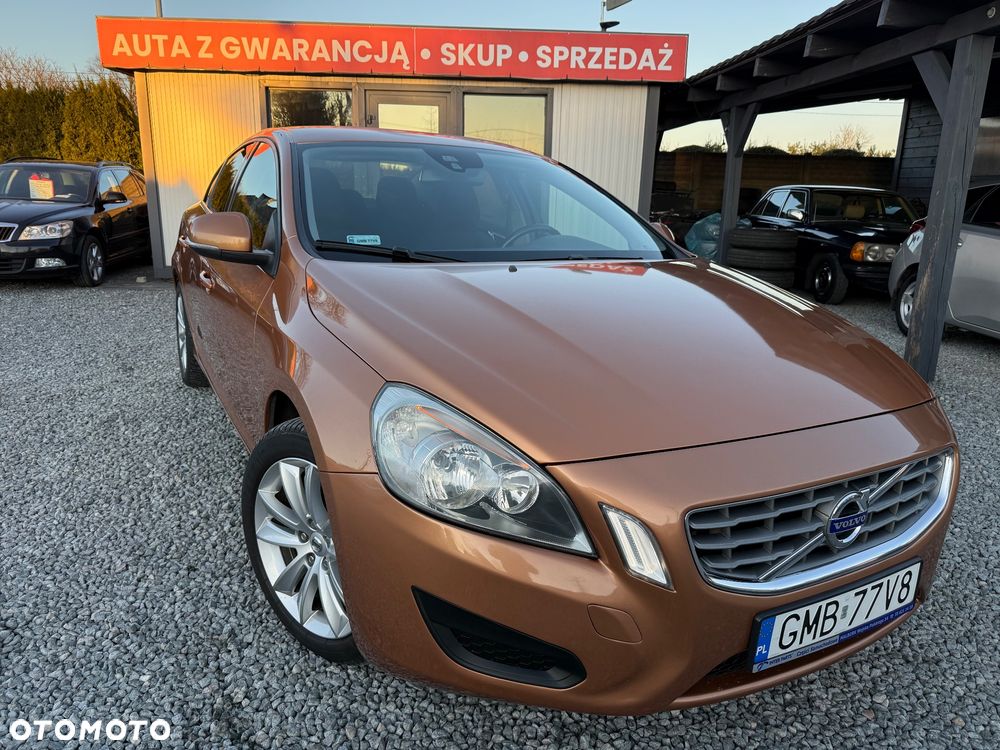 Volvo S60 D3 Geartronic R-Design - 2