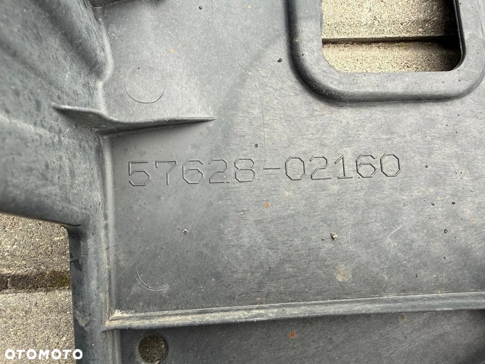 TOYOTA COROLLA E21 KOMBI 19- OSŁONA PODWOZIA PODŁOGA PŁYTA 581166-02170 KOMPLET - 6