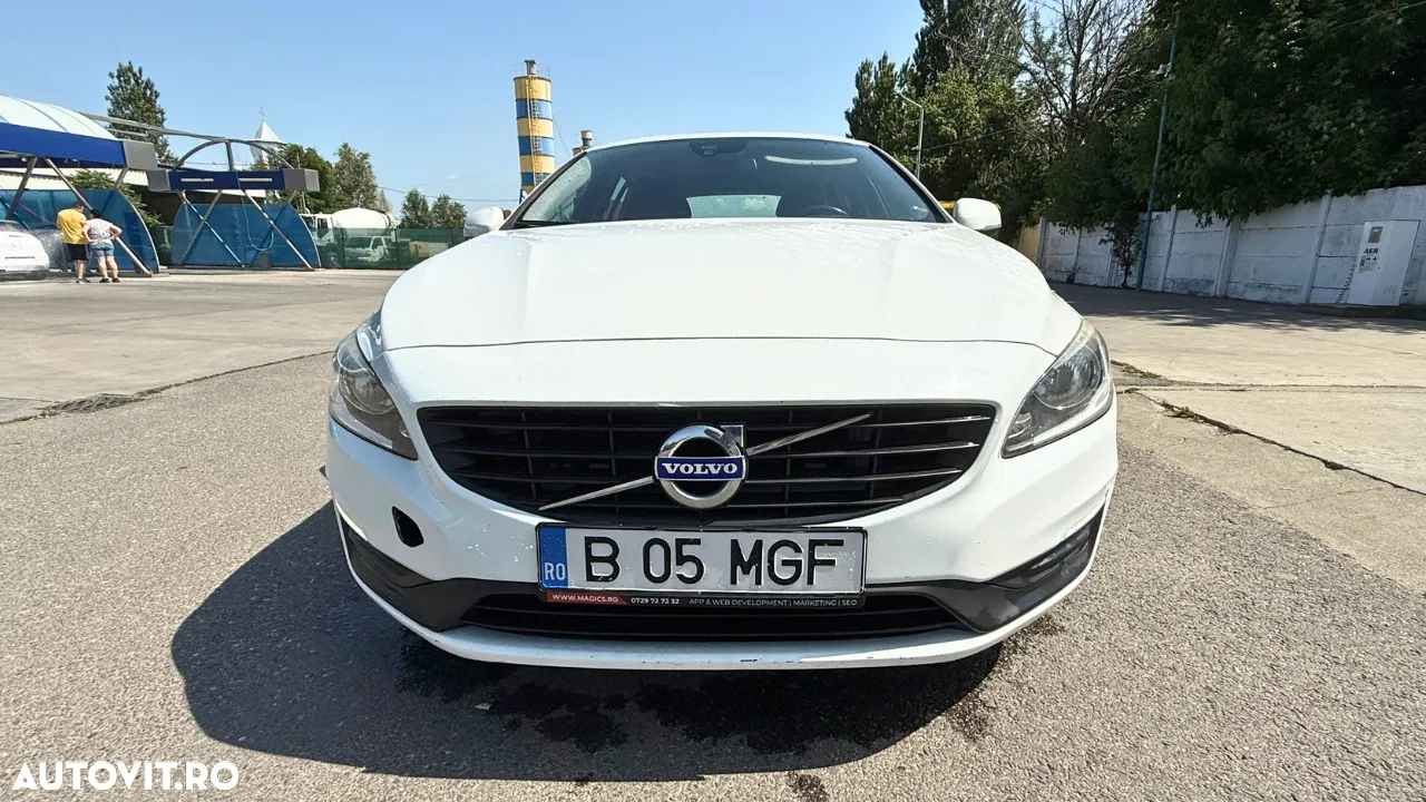 Volvo V60 D2 Basic - 3
