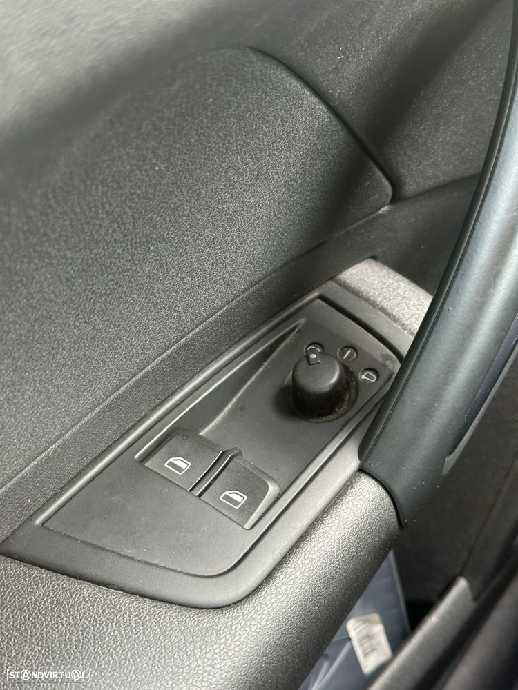 Audi A1 1.6 TDI S-line - 6