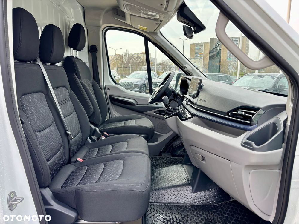 Maxus DELIVER 9 - 16