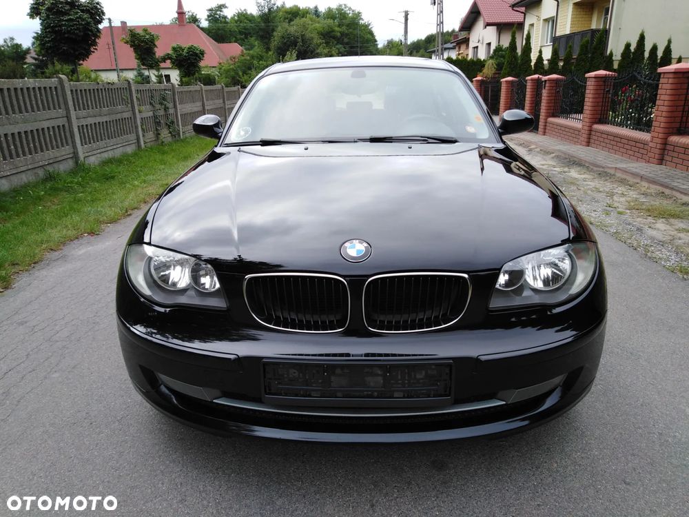 BMW Seria 1 118d DPF - 1