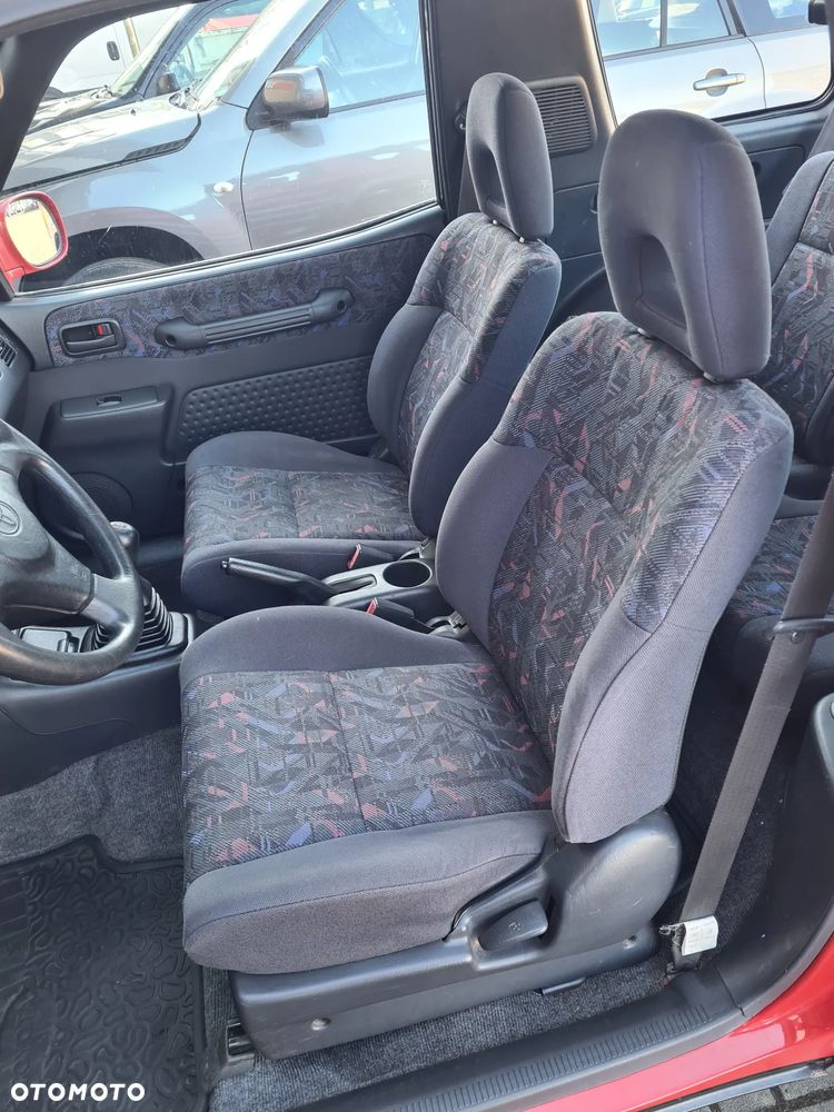 Toyota RAV4 - 33